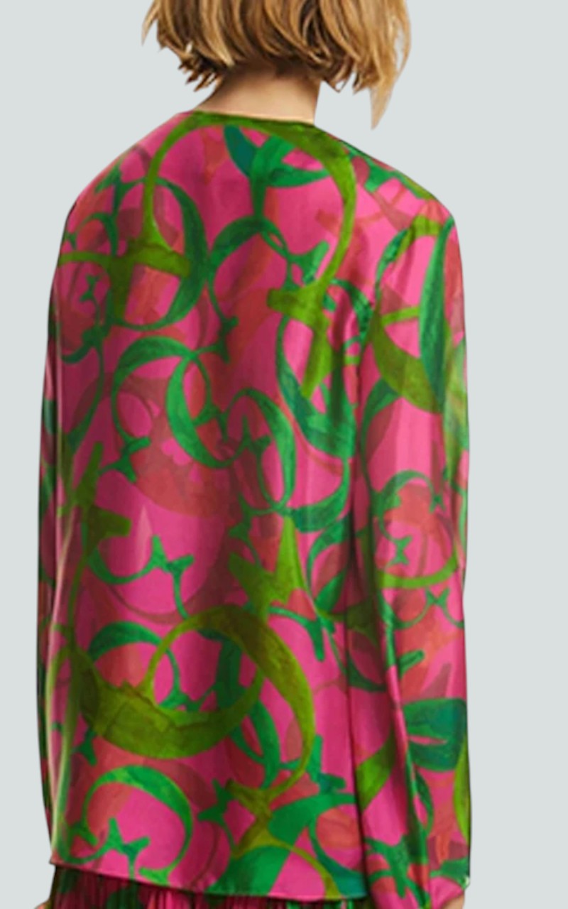 Loose Vintage V-Neck Blouse