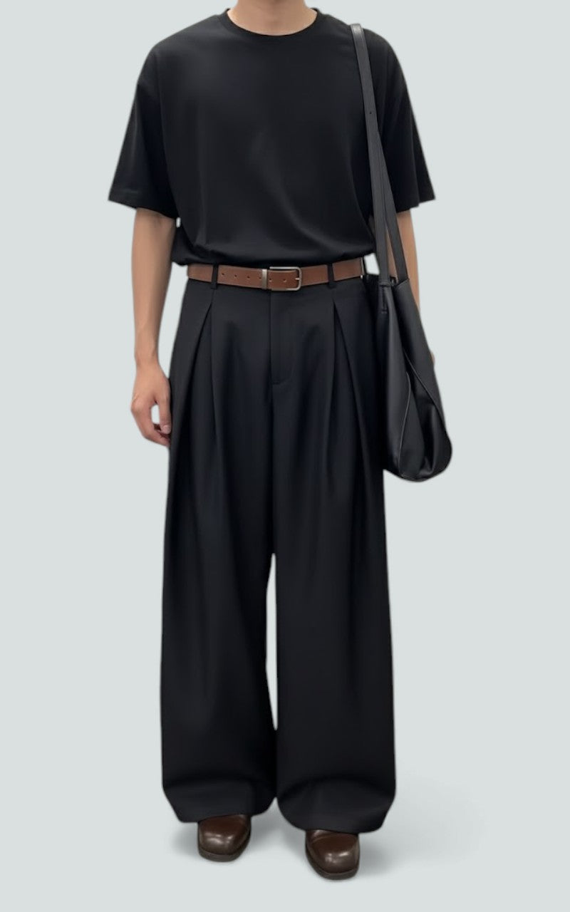 Pleated Wide-Leg Cleanfit Trousers